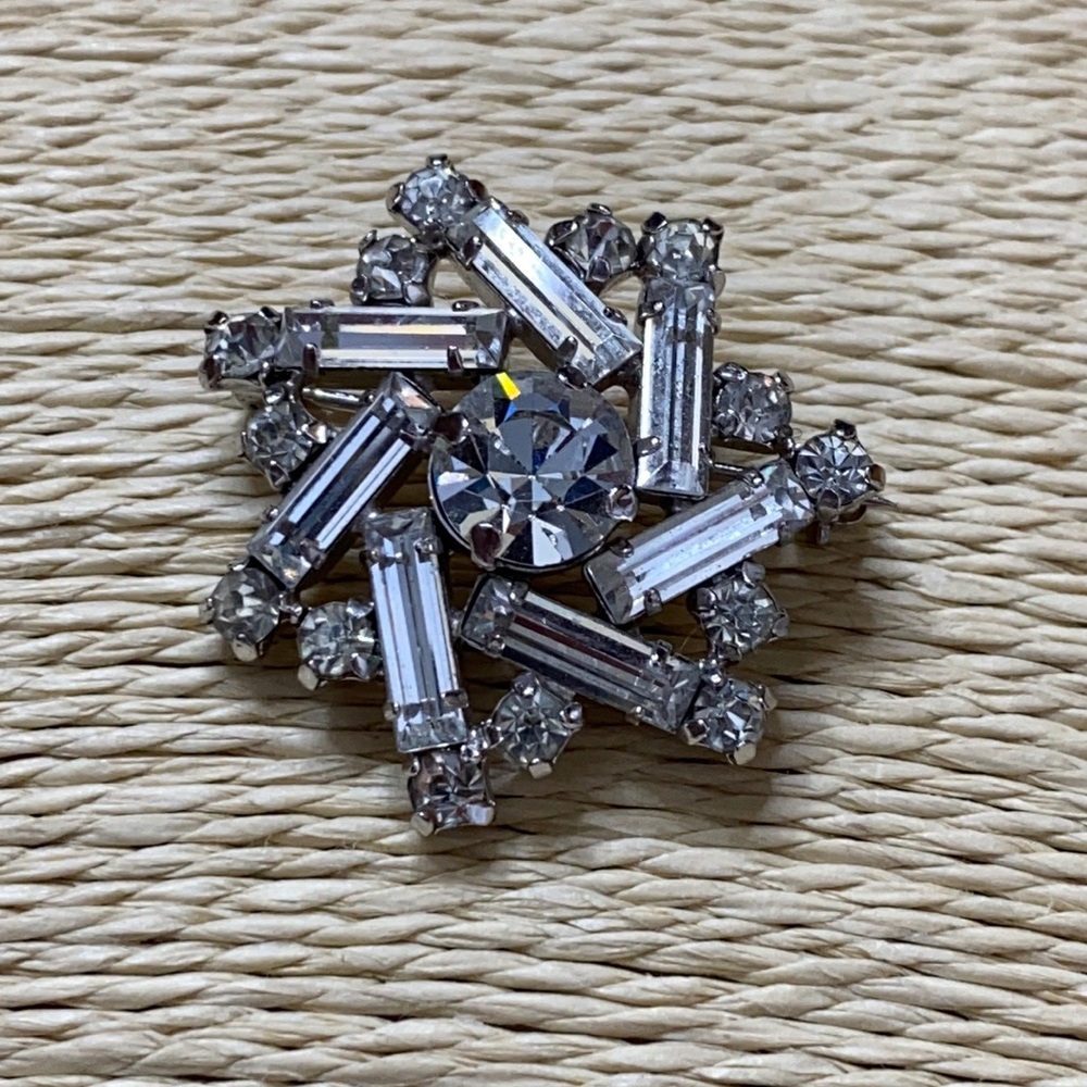 Vintage rhinestone sterling silver brooch pin